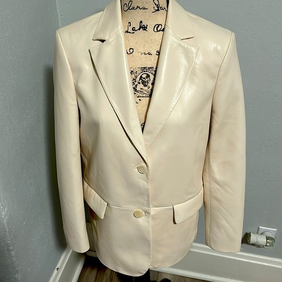 Aritzia Wilfred Memories Vegan Leather Blazer NWT SIZE XXS - Picture 1 of 6